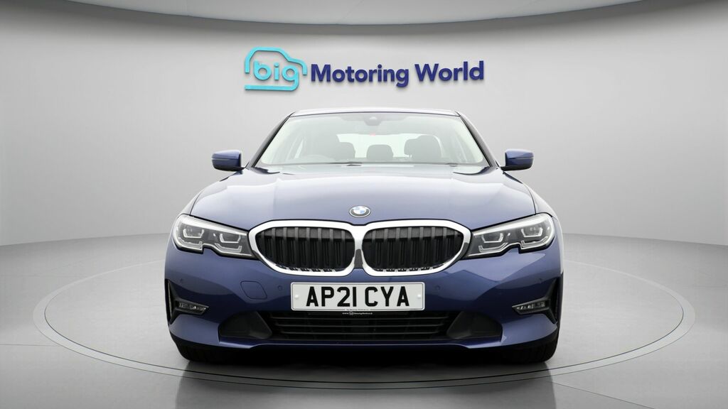 BMW 3 Series Se Pro AP21CYA Blue #2
