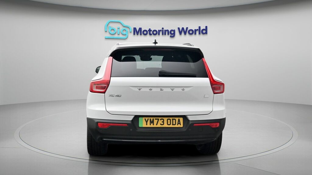 Volvo XC40 Plus YM73ODA White #6