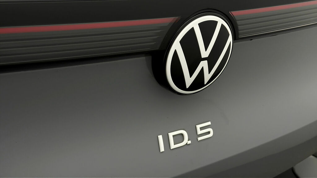 Volkswagen ID.5 Id5 Tech Professional Performance Red #19