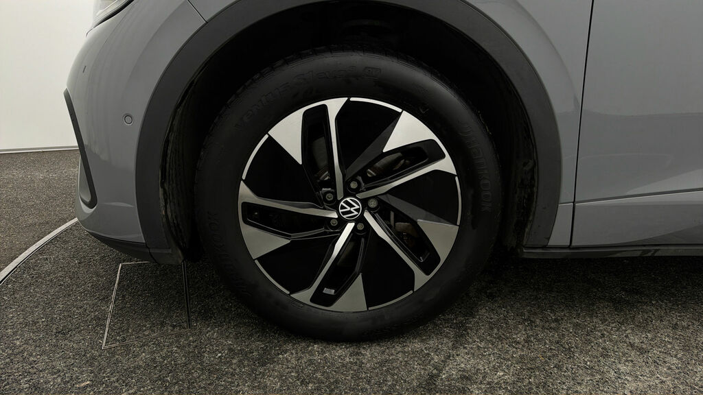 Volkswagen ID.5 Id5 Tech Professional Performance Red #17