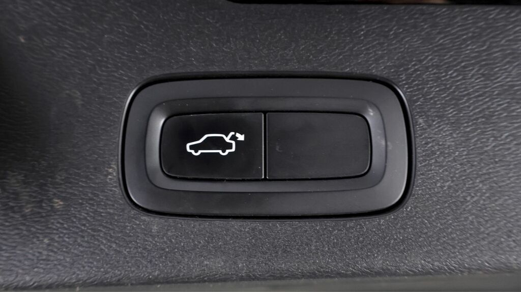 Volvo V60 D3 Inscription Plus Silver #23