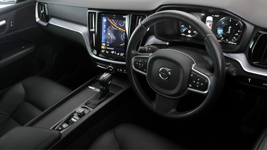 Volvo V60 D3 Inscription Plus Silver #9