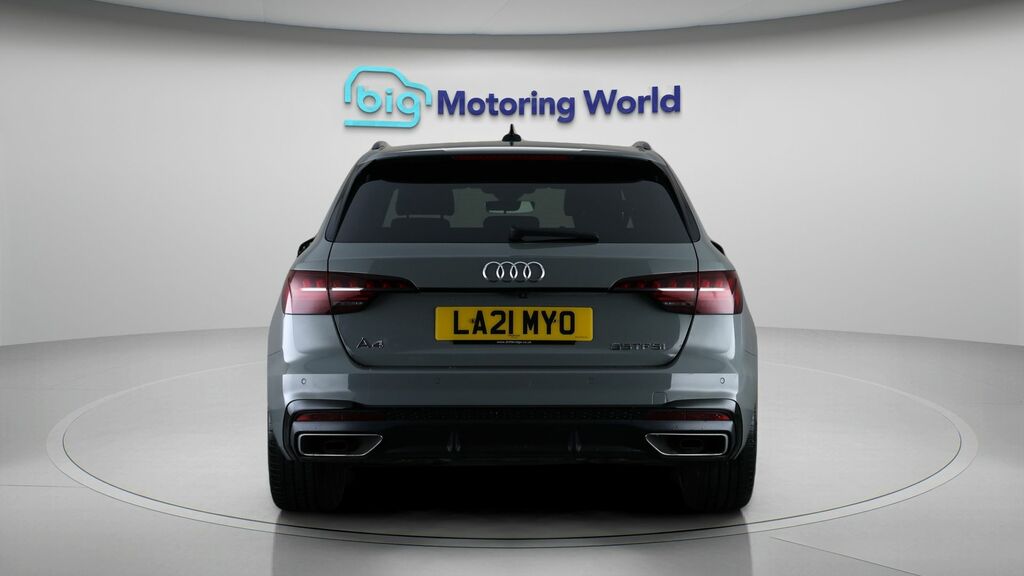 Audi A4 Avant Black Edition LA21MYO Grey #6