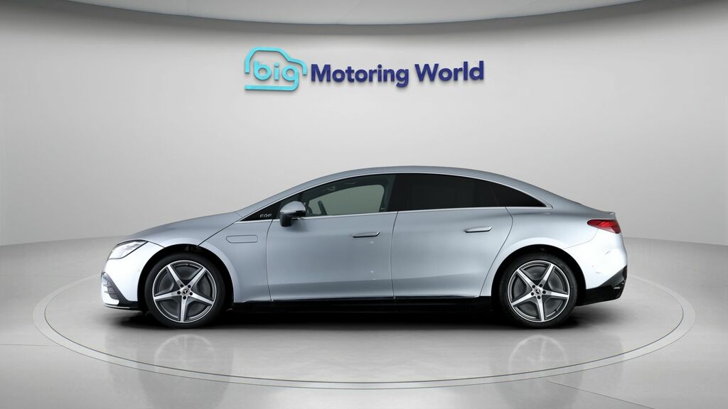 Mercedes-Benz EQE Amg Line Silver #4
