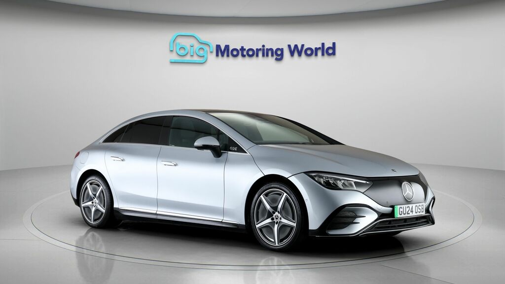 Mercedes-Benz EQE Amg Line Silver