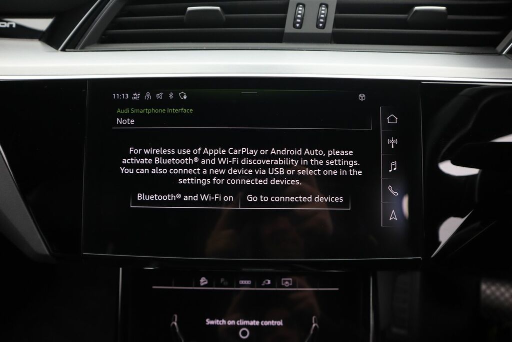 Audi E-tron Technik Black #22