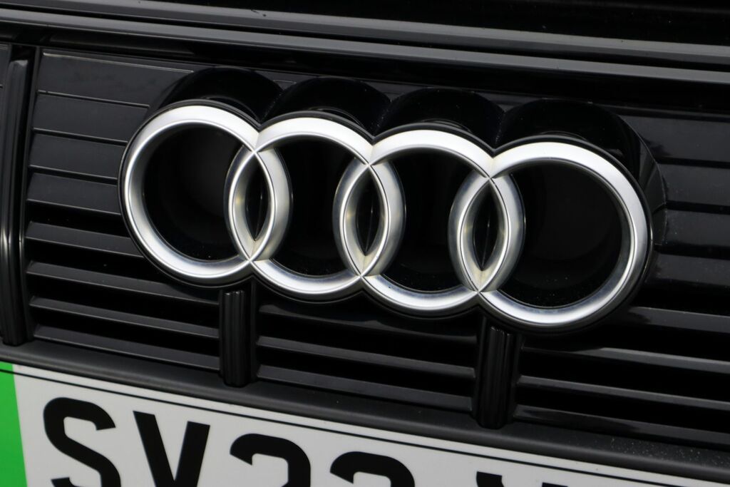 Audi E-tron Technik Black #20