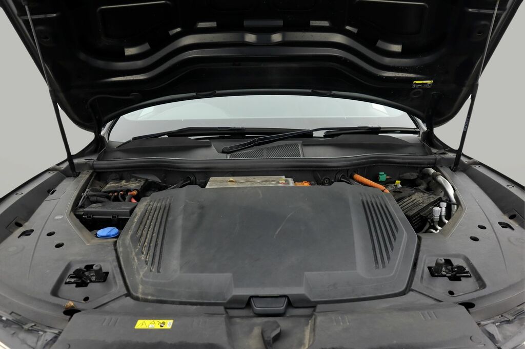 Audi E-tron Technik Black #19