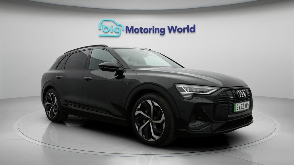 Audi E-tron Black Edition Black