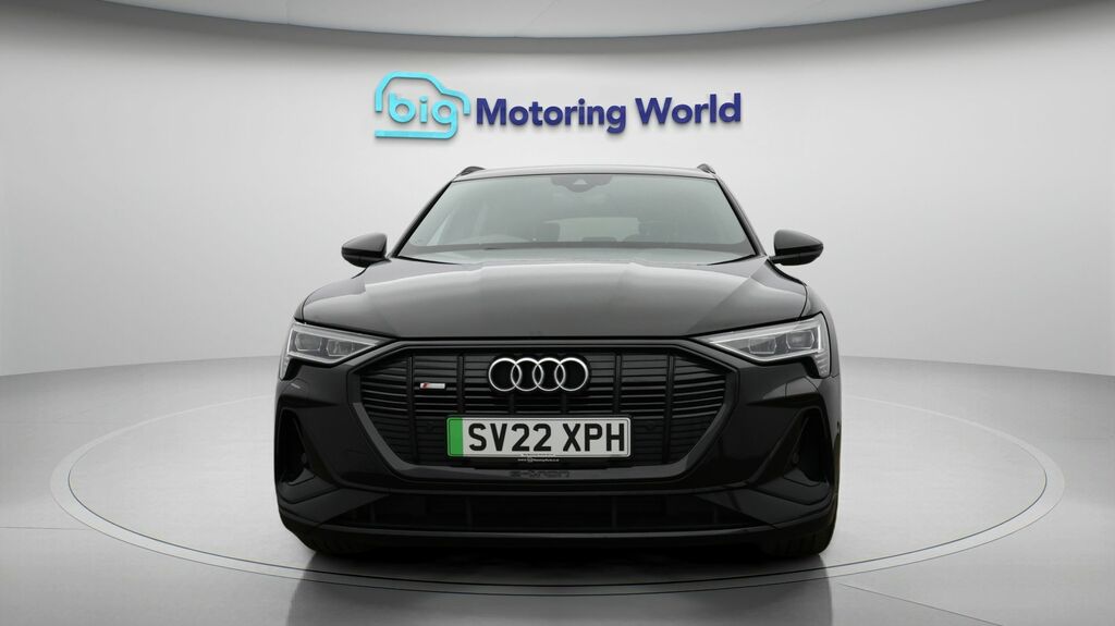 Audi E-tron Black Edition Black #2
