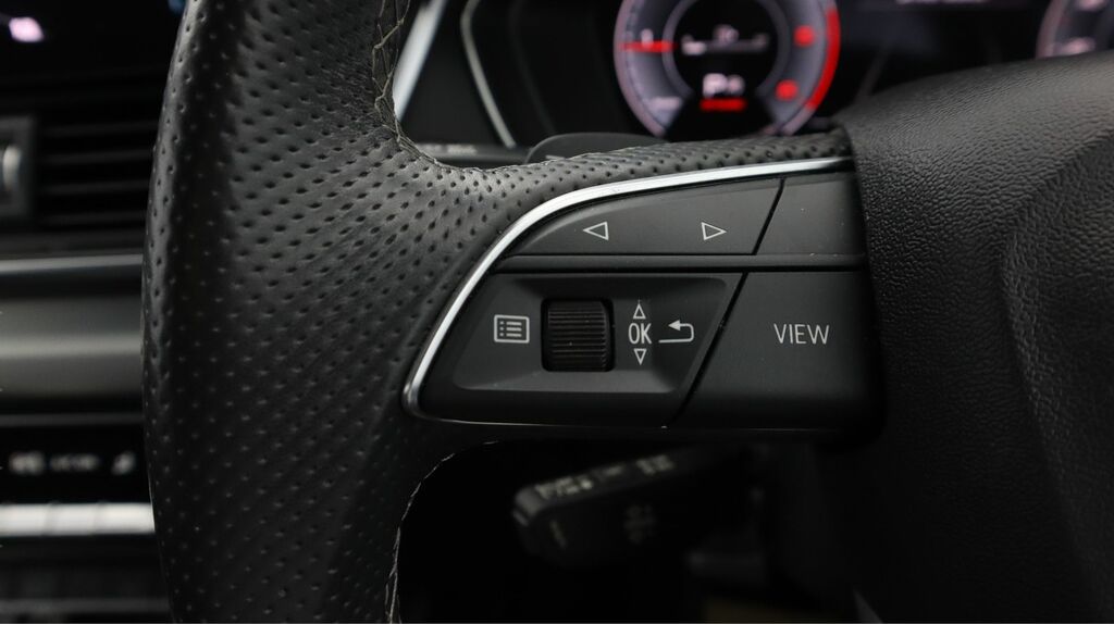 Audi Q5 Suv Black #25