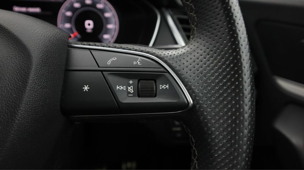 Audi Q5 Suv Black #24