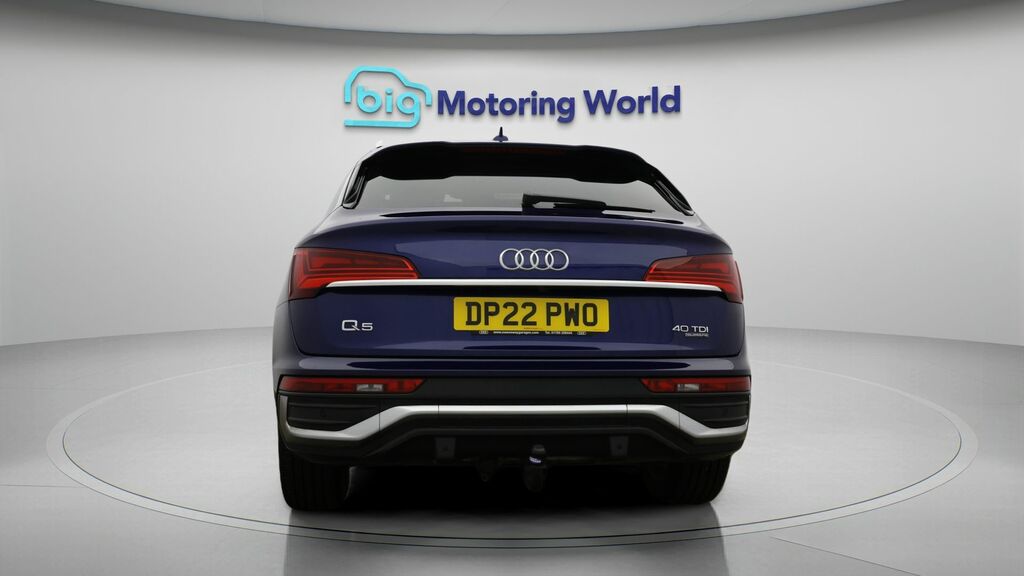 Audi Q5 Suv Black #6