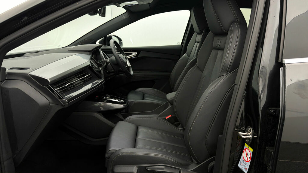 Audi Q4 E Tron S Line Black #5