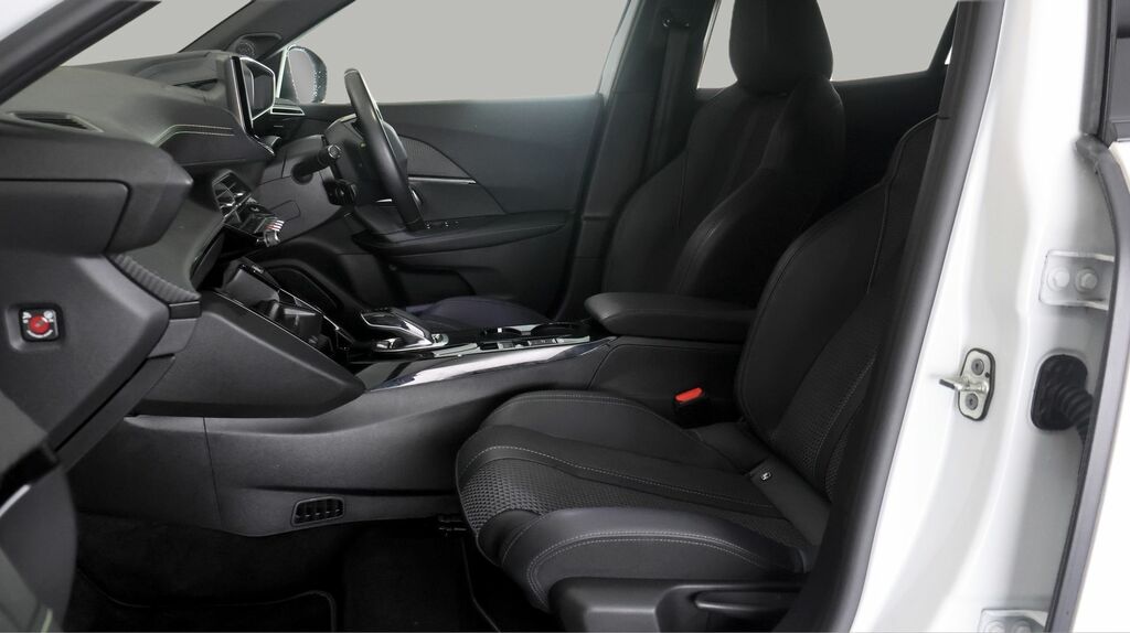 Peugeot e-2008 Active Grey #14