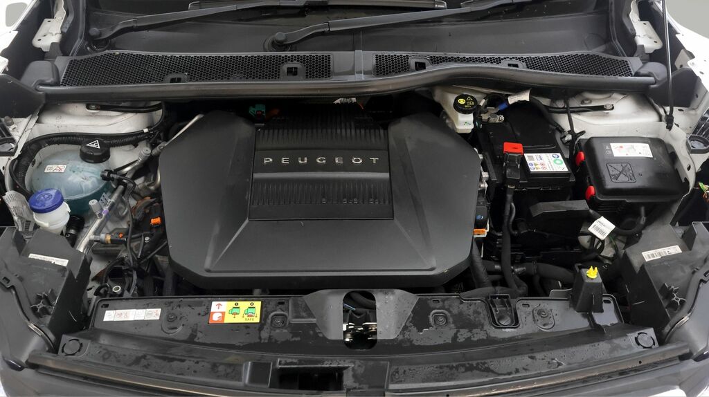 Peugeot e-2008 Active Grey #19