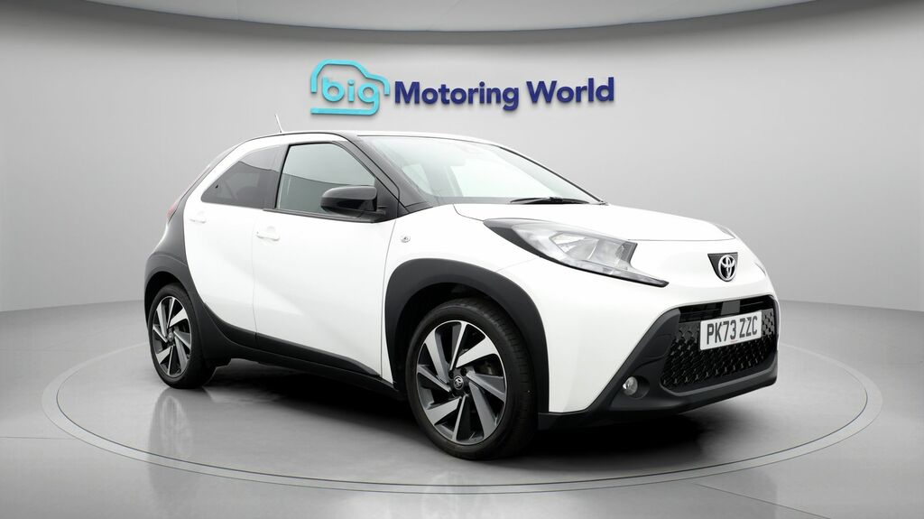 Toyota Aygo X Edge White
