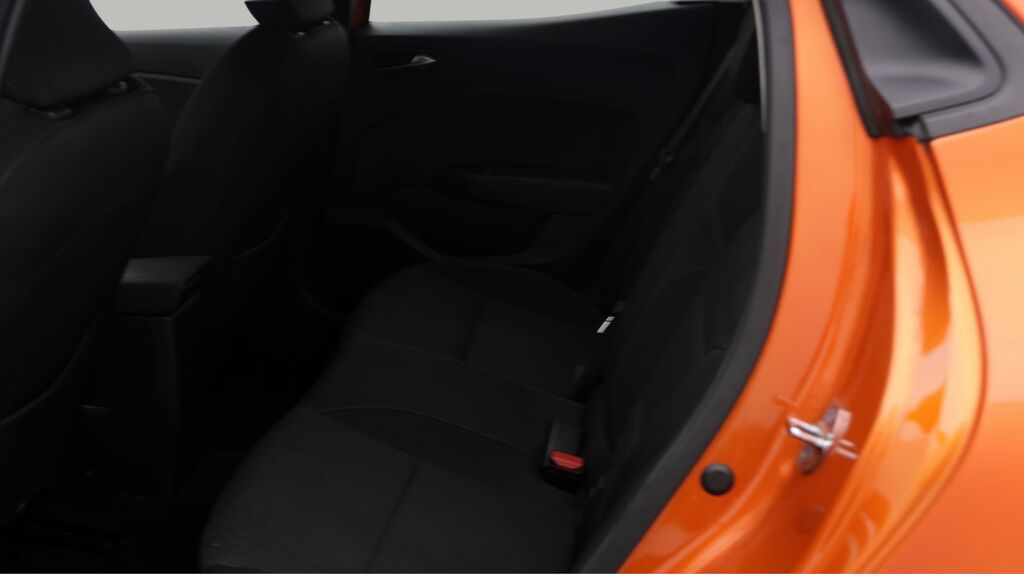 Renault Clio Evolution E-tech White #16