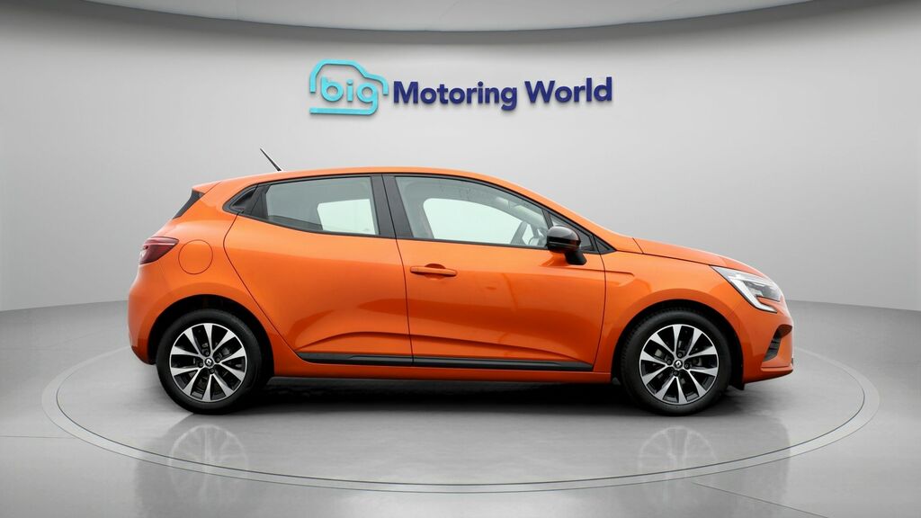 Renault Clio Evolution E-tech White #8