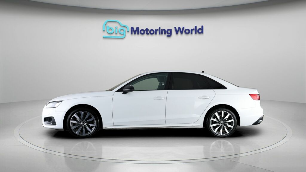 Audi A4 Sport Edition White #4