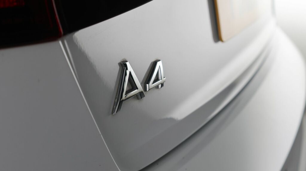 Audi A4 Black Edition 35 Black #21