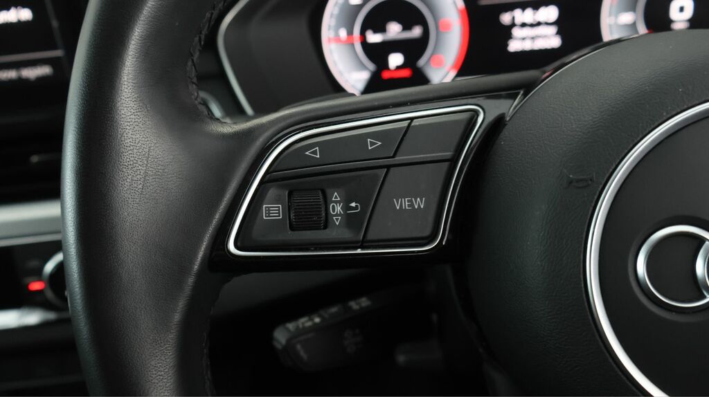Audi A4 Black Edition 35 Black #24