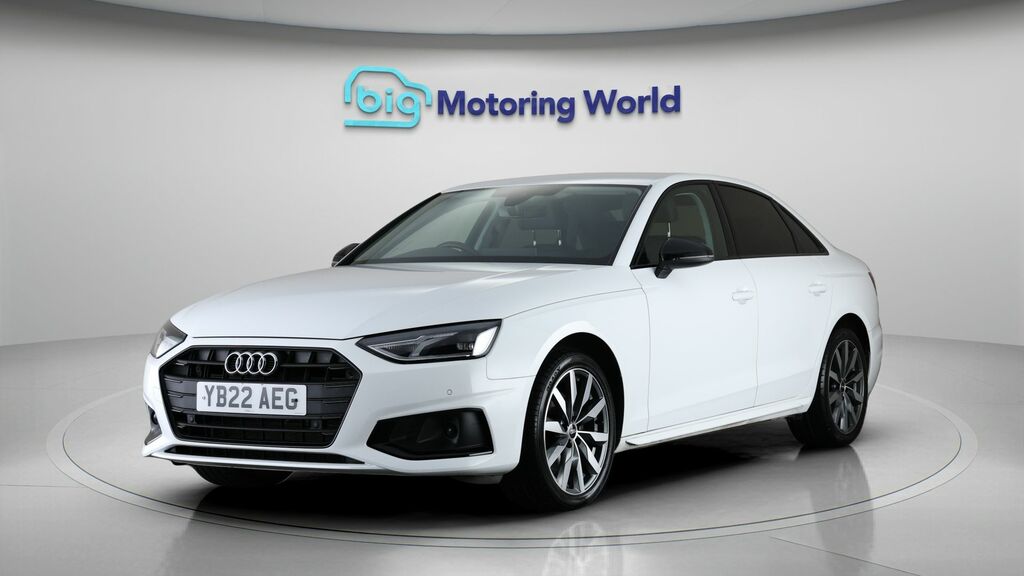 Audi A4 Sport Edition White #3