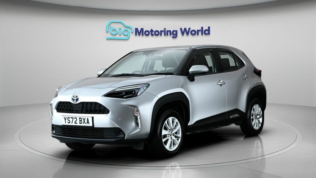 Toyota Yaris Cross Icon Silver #3