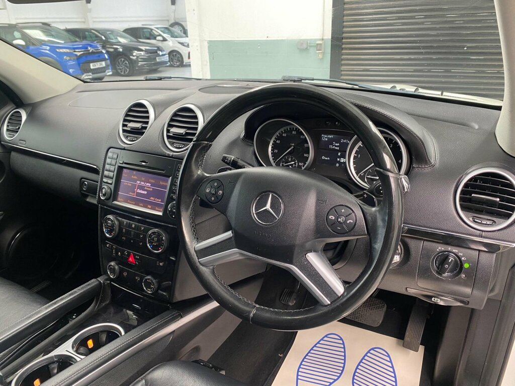 Mercedes-Benz GL Class 3.0 Gl350 Cdi V6 Blueefficiency G-tronic 4Wd Euro White #3