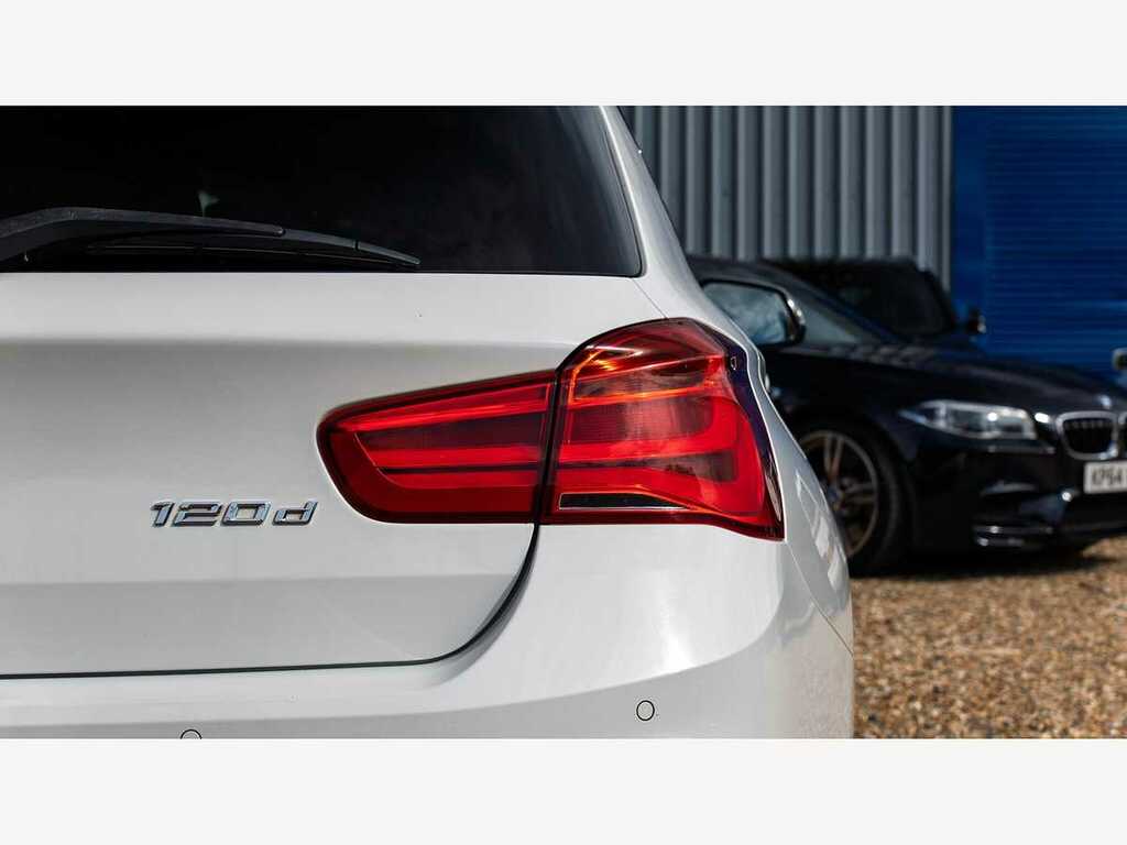 BMW 1 Series 116D Sport Red #10