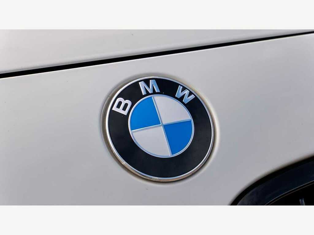 BMW 1 Series M Sport White #4