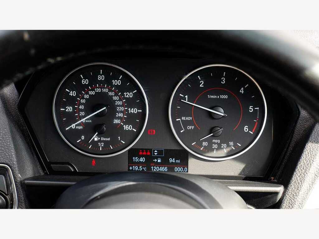 BMW 1 Series 116D Sport Red #21