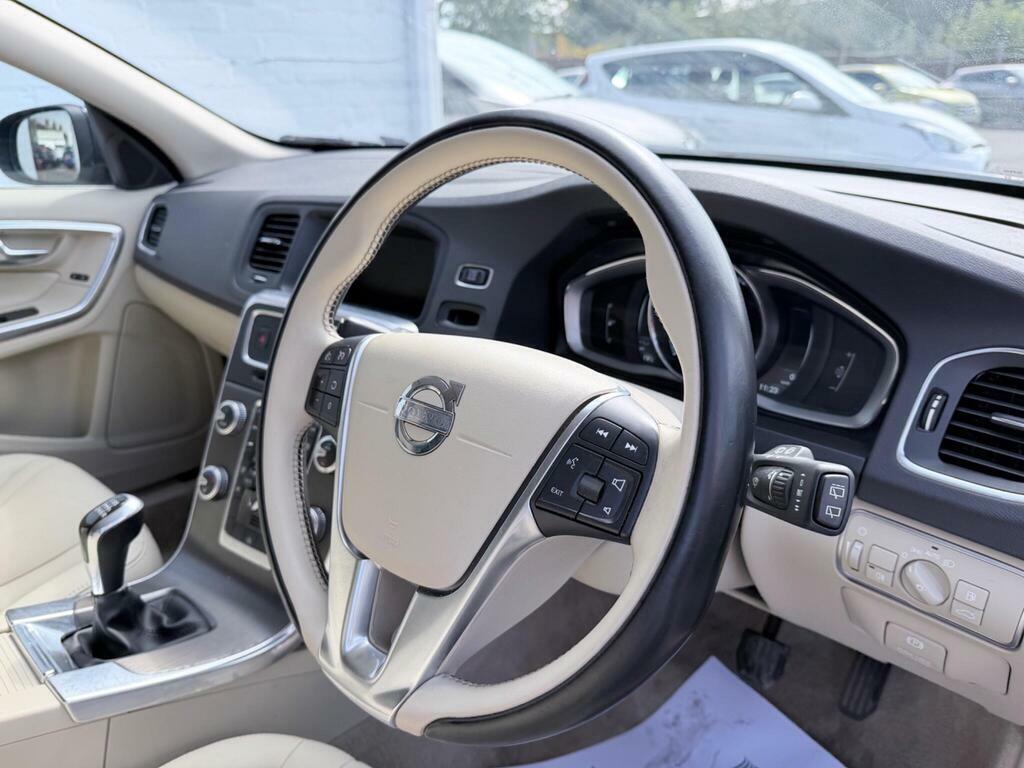 Volvo V60 2.0 D4 Se Lux Nav Euro 6 S S Blue #3