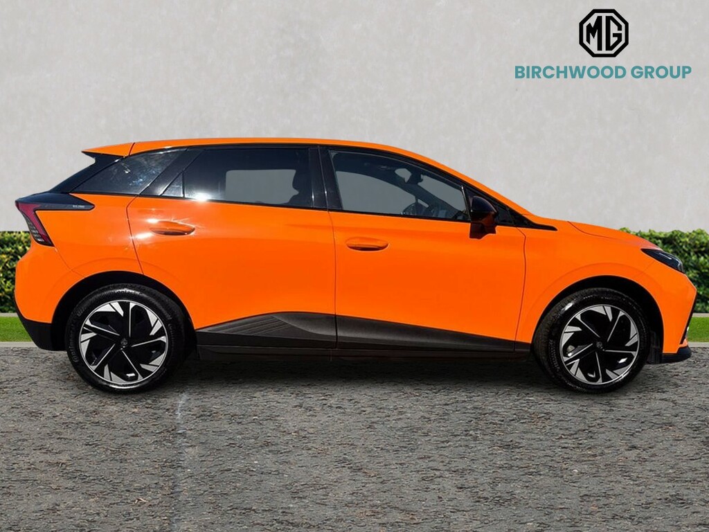 MG MG4 150Kw Trophy Ev Long Range 64Kwh GU72LZV Orange #2