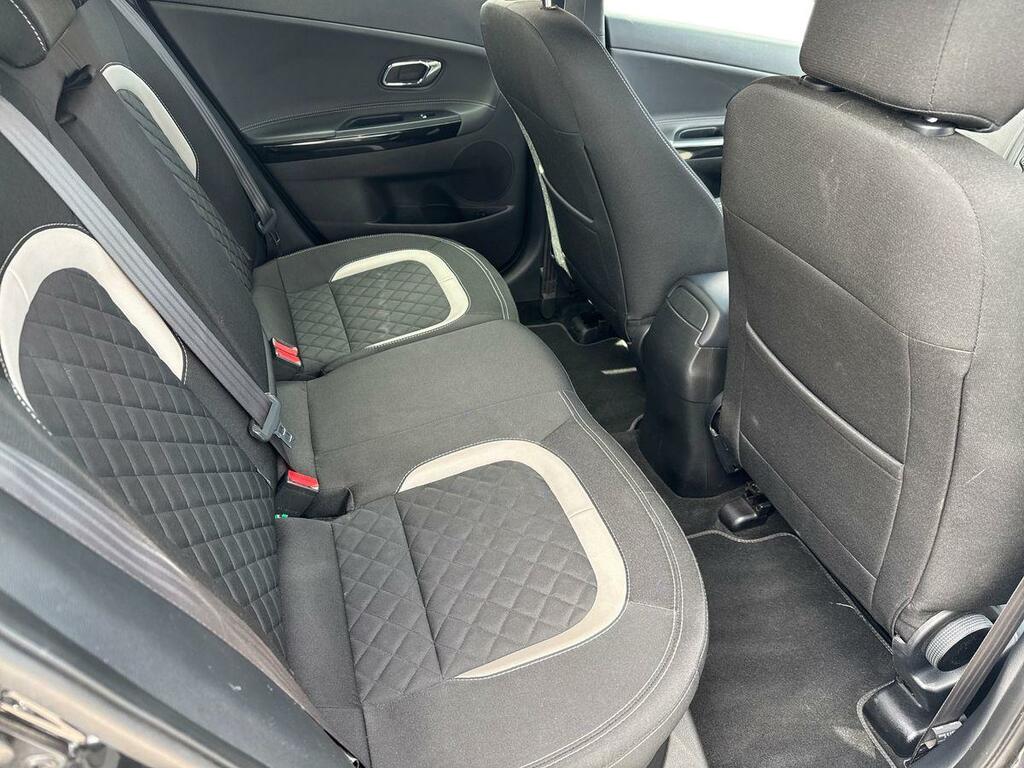 Kia Ceed Hatchback Red #23