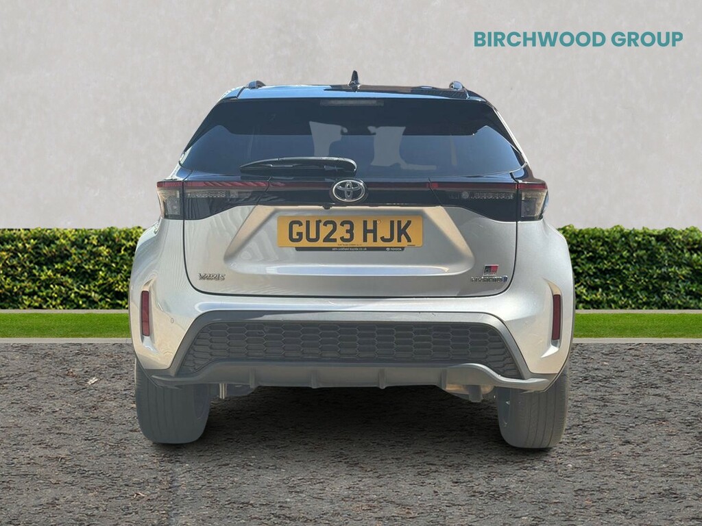 Toyota Yaris Cross 1.5 Hybrid Gr Sport Cvt Silver #4