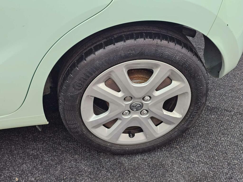 Vauxhall Viva Se Ac White #24