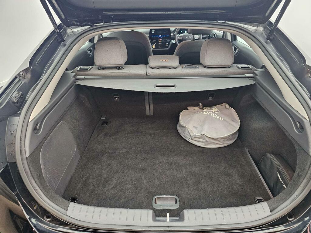 Hyundai Ioniq 1.6 Gdi 105Ps Premium Plug-in Hybrid Black #25