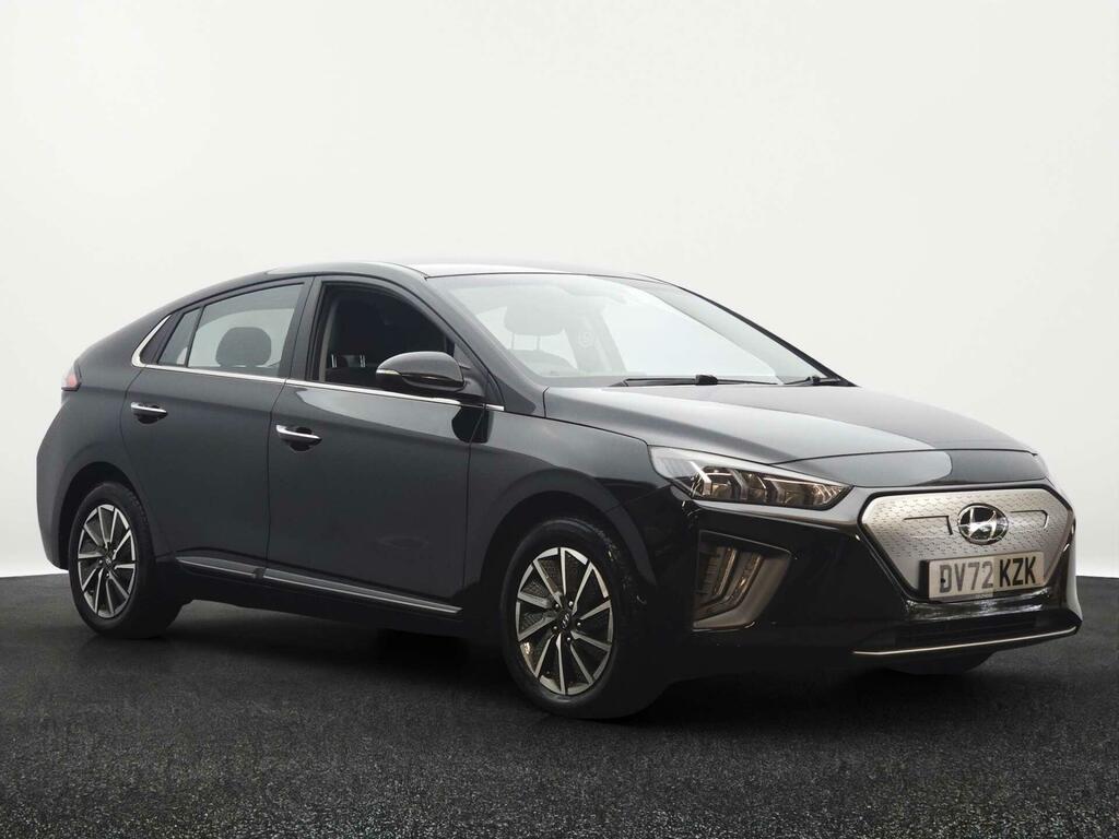 Hyundai Ioniq 1.6 Gdi 105Ps Premium Plug-in Hybrid Black #1