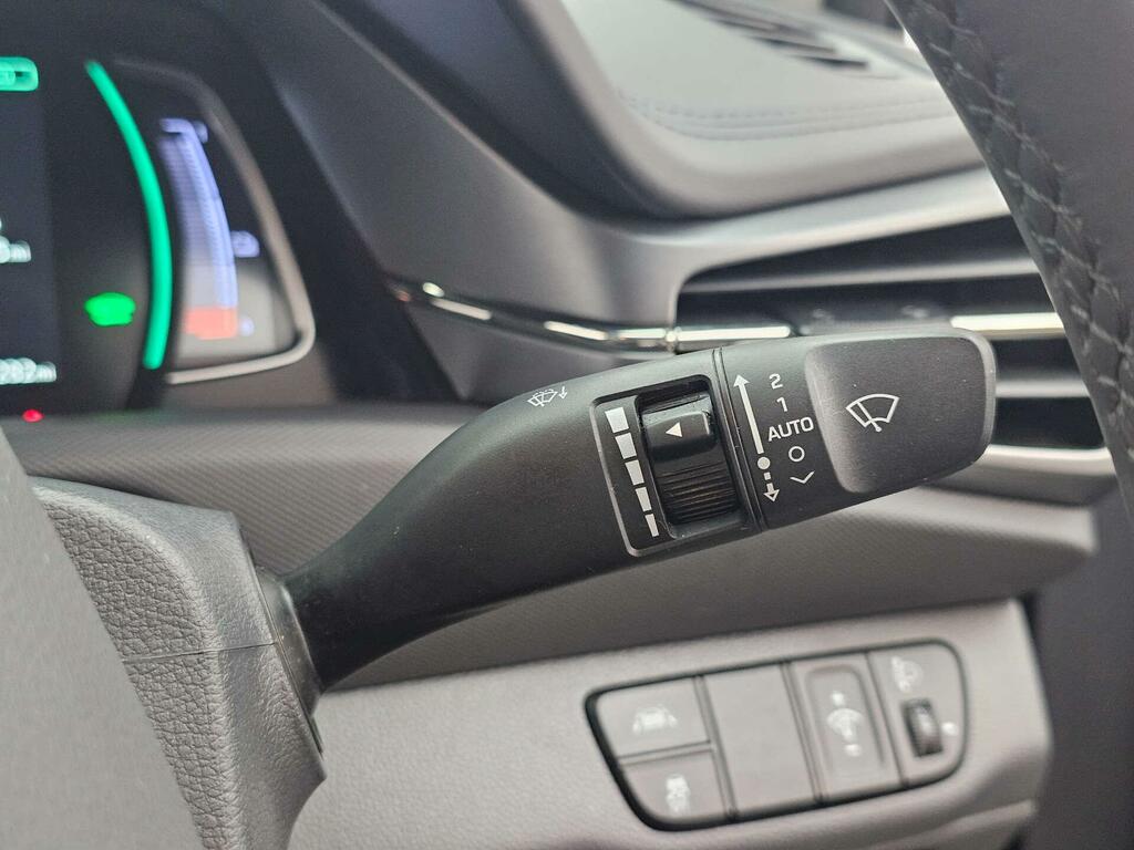 Hyundai Ioniq 1.6 Gdi 105Ps Premium Plug-in Hybrid Black #19