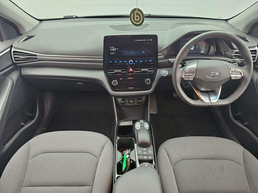 Hyundai Ioniq 1.6 Gdi 105Ps Premium Plug-in Hybrid Black #18