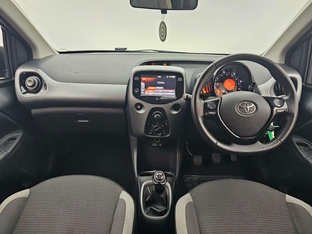 Toyota Aygo X X-play Grey #3