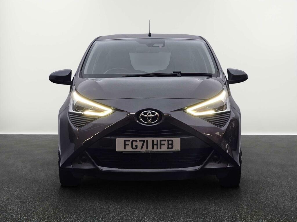 Toyota Aygo X X-play Grey #6