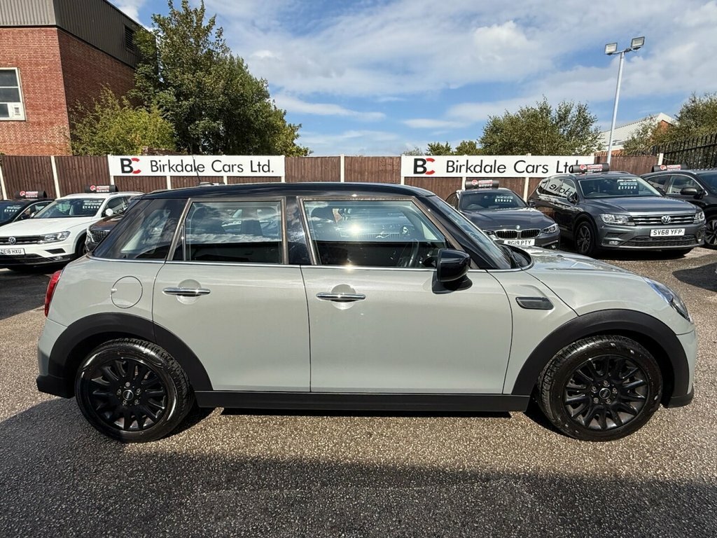Mini Hatch 1.5L Cooper Classic NG21XXE Grey #2