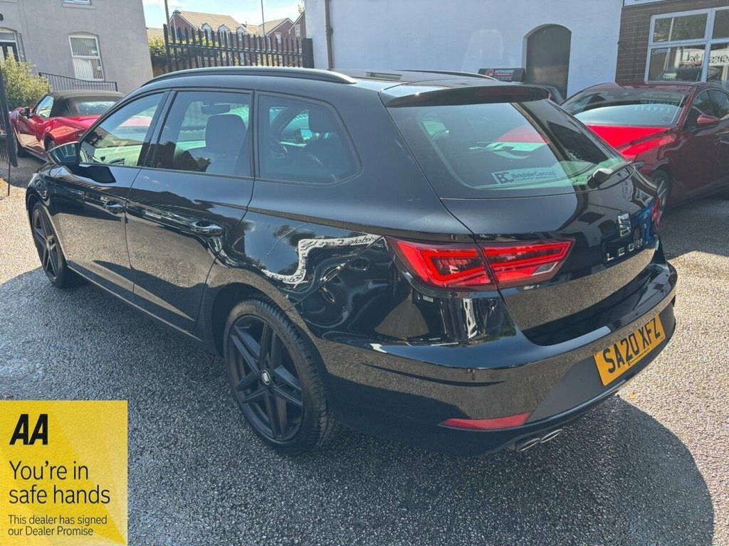 Seat Leon 1.5L Fr Black Edition SA20XFZ Black #6