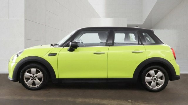 Mini Hatch 1.5 Cooper Classic Hatchback BA23EOD Yellow #5