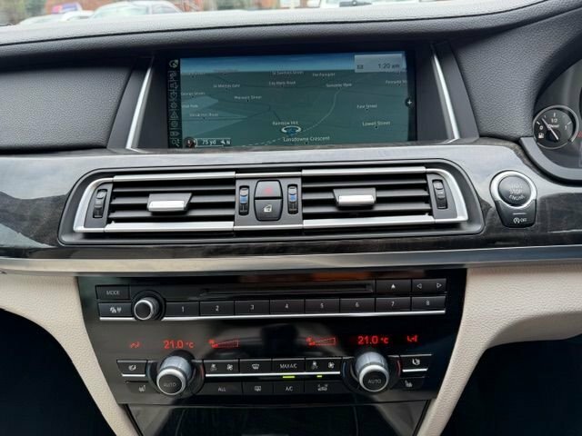 BMW 7 Series  Black #8
