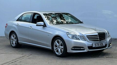 Mercedes-Benz E Class 2.1 E220 Cdi Blueefficiency Avantgarde Tiptronic E White #1
