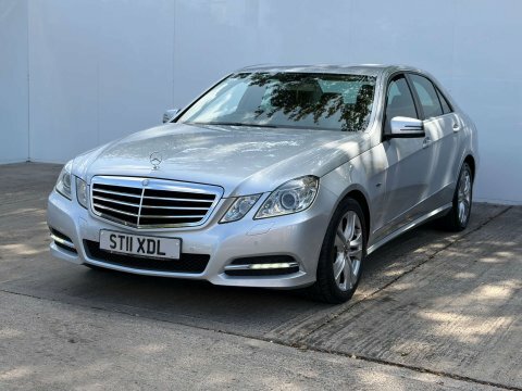 Mercedes-Benz E Class 2.1 E220 Cdi Blueefficiency Avantgarde Tiptronic E White #36