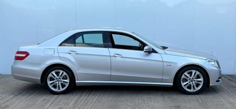 Mercedes-Benz E Class 2.1 E220 Cdi Blueefficiency Avantgarde Tiptronic E White #11